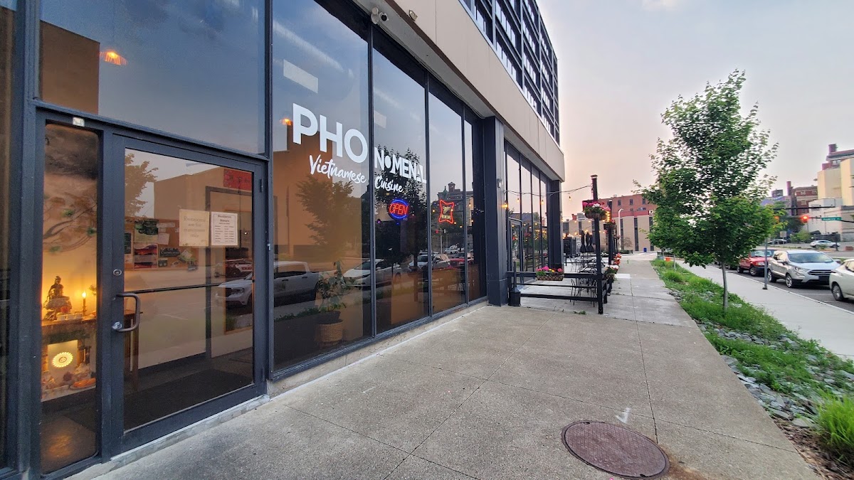 Pho Nomenal